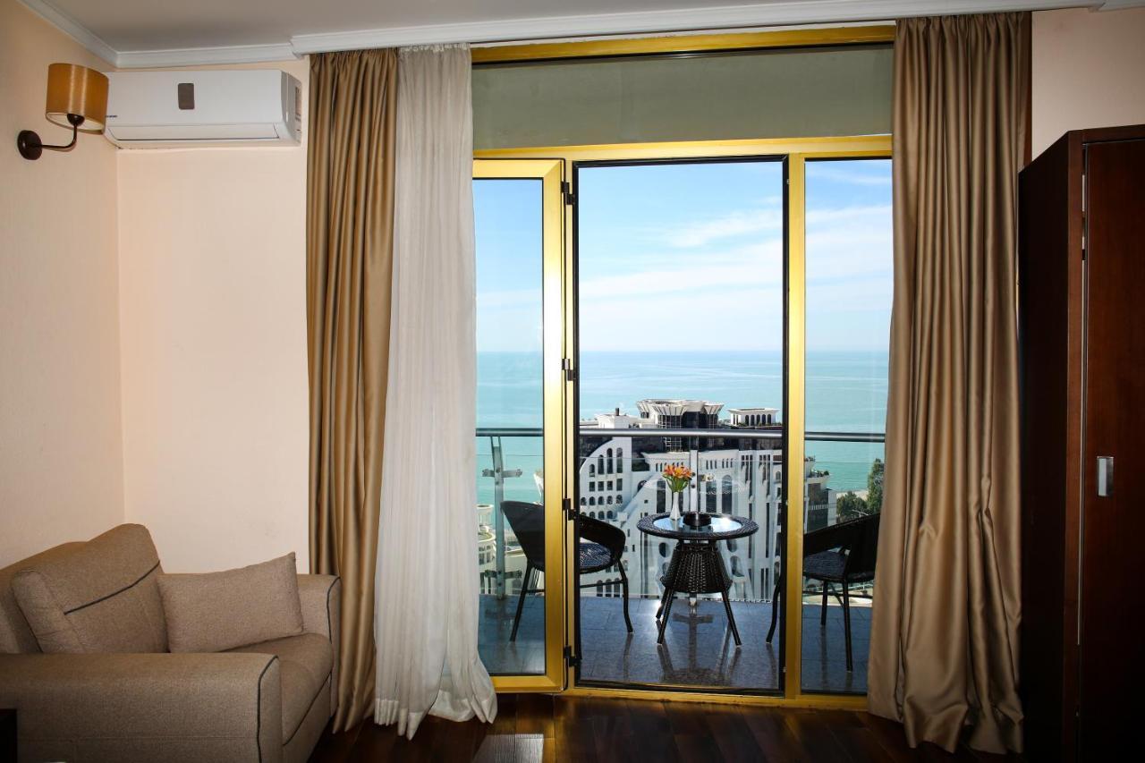 Hotel Corner Inn Batumi Eksteriør billede