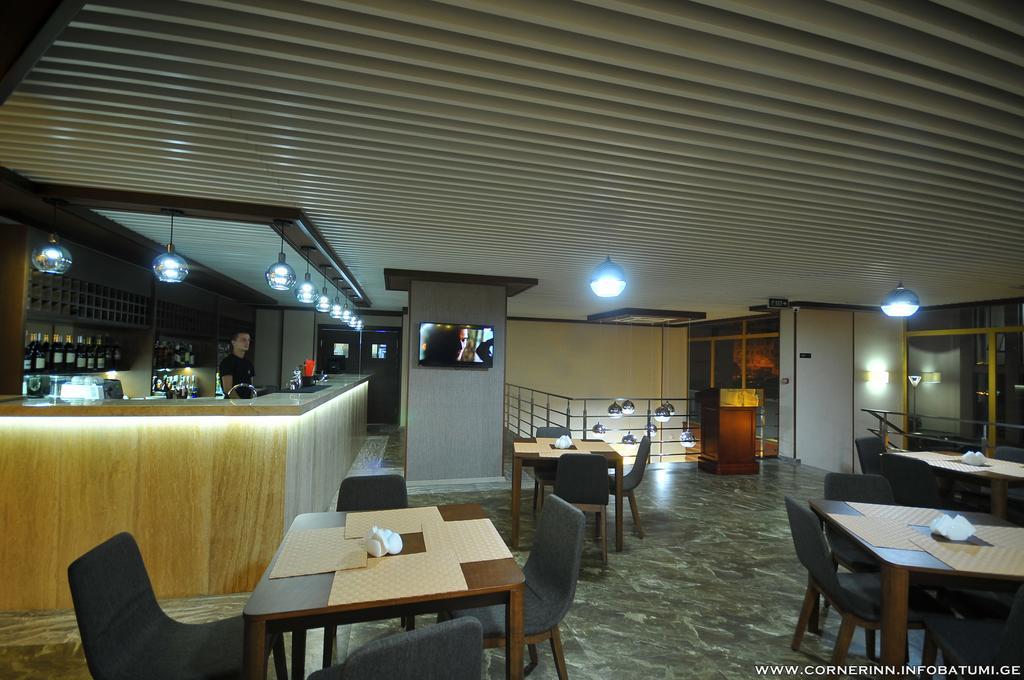 Hotel Corner Inn Batumi Eksteriør billede