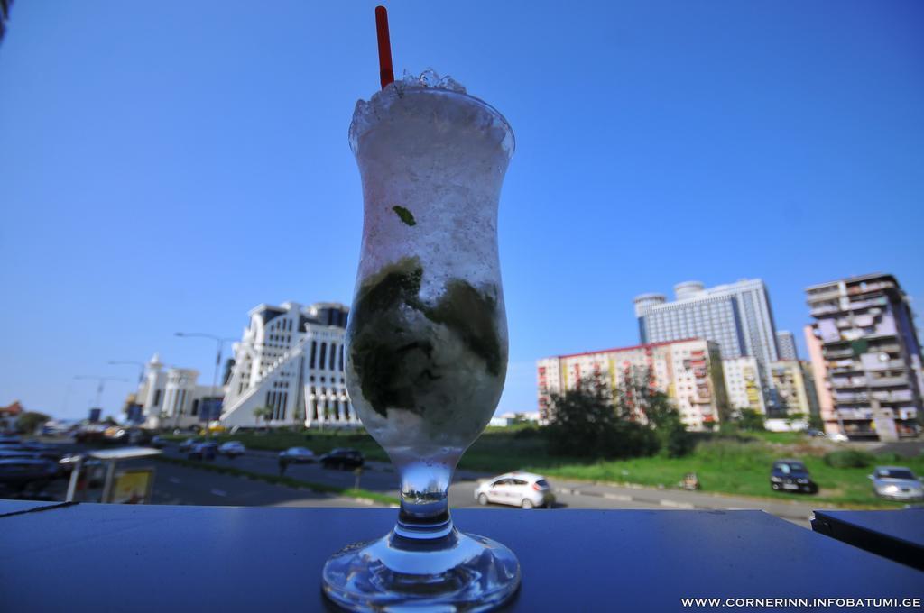 Hotel Corner Inn Batumi Eksteriør billede
