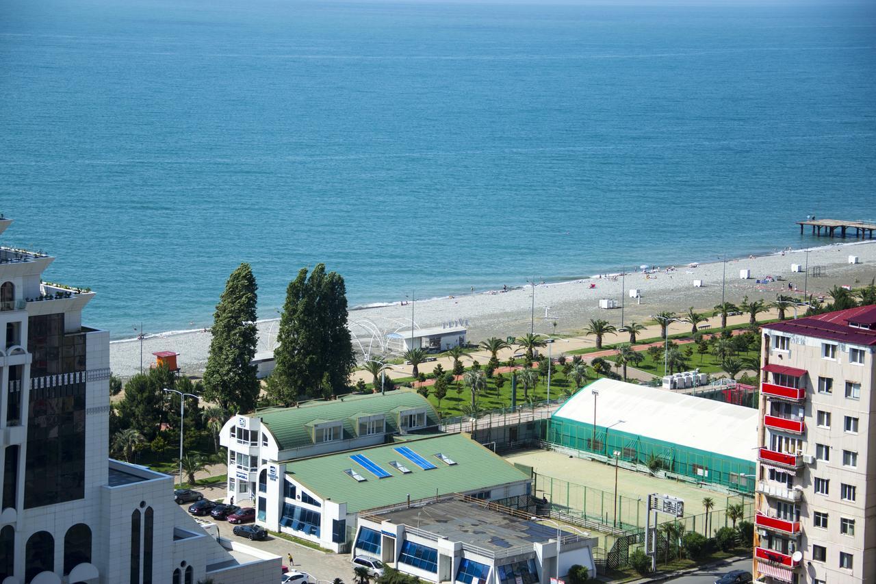 Hotel Corner Inn Batumi Eksteriør billede