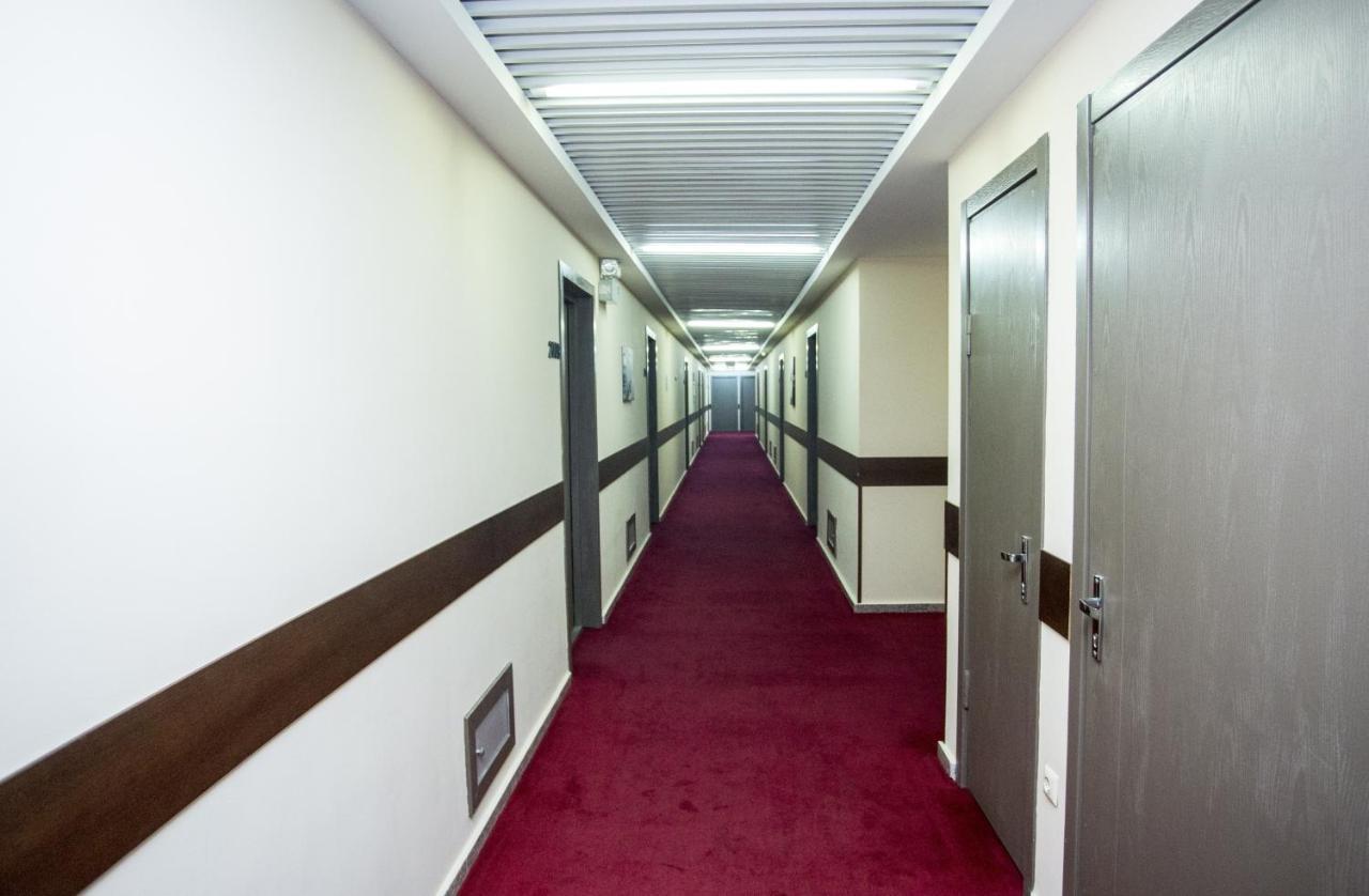 Hotel Corner Inn Batumi Eksteriør billede