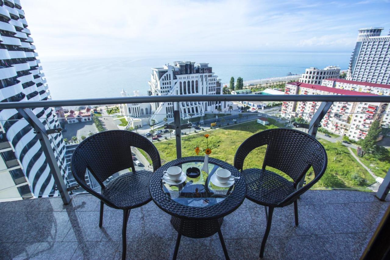 Hotel Corner Inn Batumi Eksteriør billede